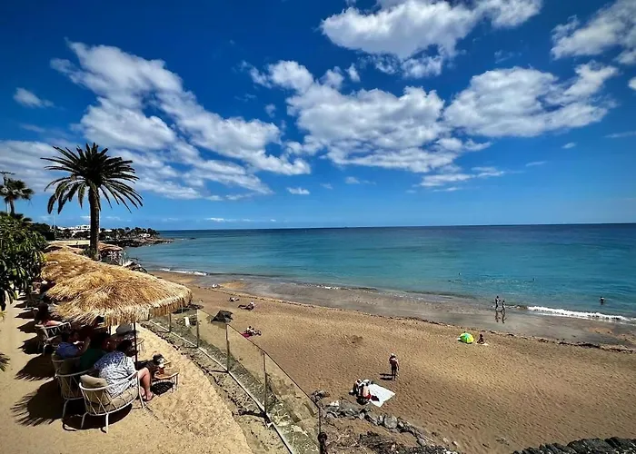 Puerto Del Carmen, Terrace, 100 M Away 蒂亚斯