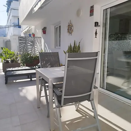 Puerto Del Carmen, Terrace, 100 M Away تياس