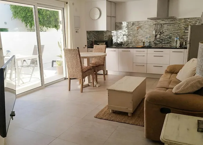 Puerto Del Carmen, Terrace, 100 M Away Apartamento Tías